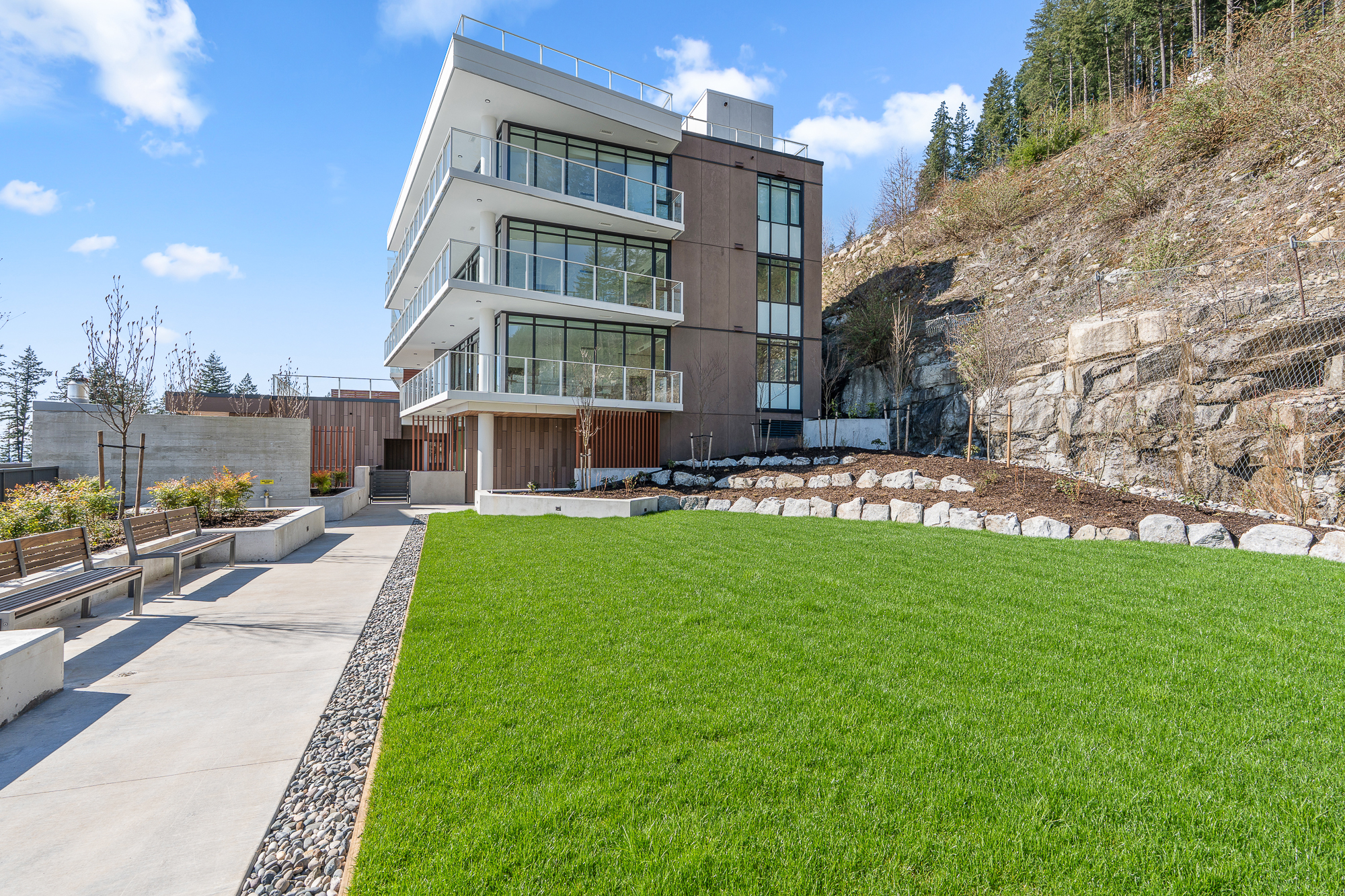PH#1100 - 3963 Uplands Way